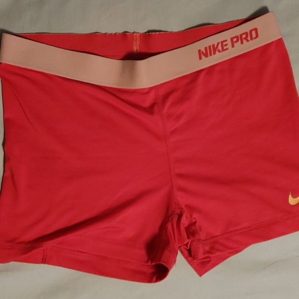 Nike spandex